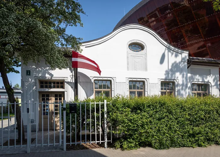Amber House